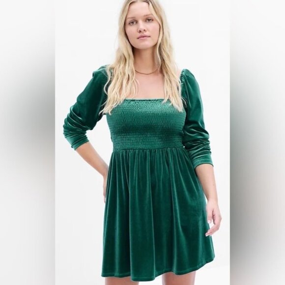 GAP Forest Green Smocked Velvet Long Sleeve Mini Dress Size  XSP - Picture 1 of 13